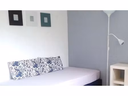 location appartement 1 pièce 20 m² à palaiseau (91120)