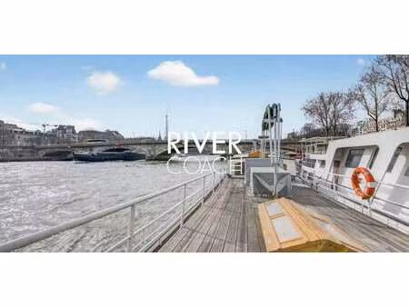 péniche paris 8ᵉ (75)