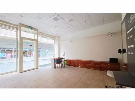 bourges centre murs commerciaux 57m²