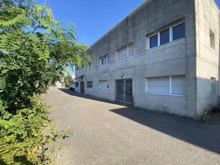 location local industriel 500 m² à richwiller (68120)