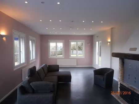 location maison 10 pièces 392 m² à château-renault (37110)