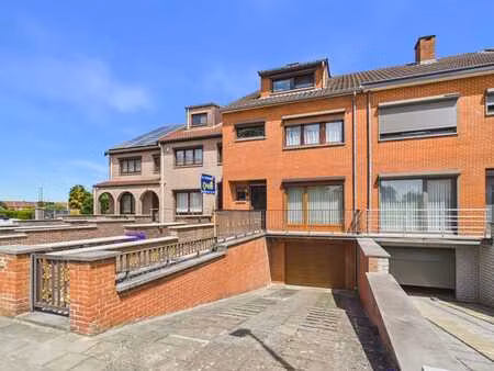 *** plus de visite possible / sous-compromis ***maison 5 cha