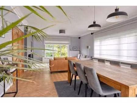 magnifique villa rénovée (260m²) à dilbeek !