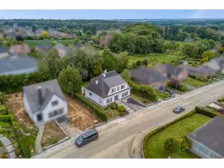 magnifique villa rénovée (260m²) à dilbeek !