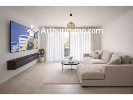 nouveauté – appartement t4 de 75 m² avec balcon  double garage et cave – grigny (69520)