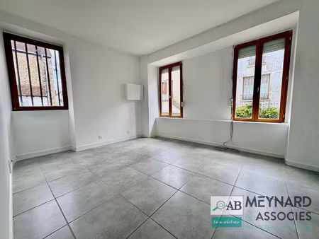 la celle sur morin appartement 4 pièces   81 m2 + cave 29 m