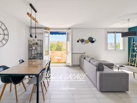 marseille 10ᵉ – grand t3 traversant avec balcon  cave et potentiel t4 dans résidence sécur