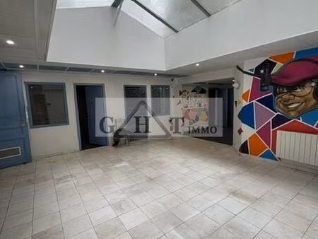 location bureaux 160 m²