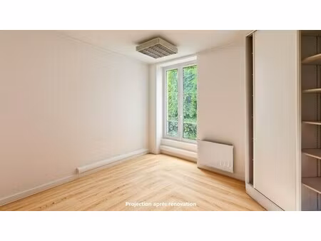 location bureaux 148 m²