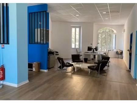 location bureaux 116 m² à 399 m²