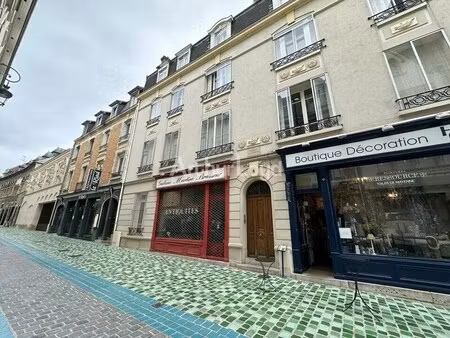 location bureaux 106 m²
