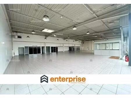 location commerce jaux 60880 1677m²