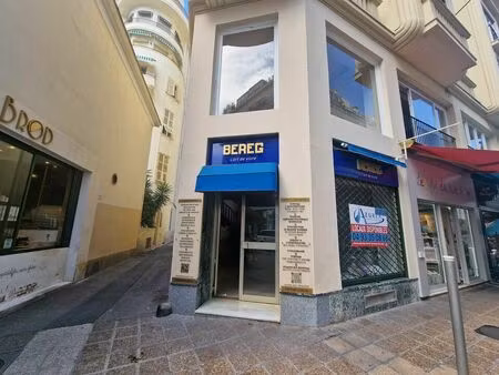 location commerce nice 06000 85m²