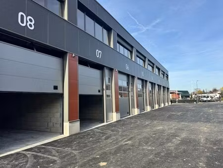 vente entrepôt bonneville 74130 230m²