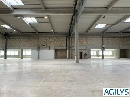 location local d’activités lieusaint 77127 1520m² à 3290m²