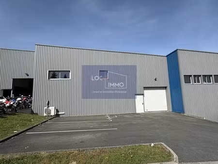 location local d’activités yvrac 33370 340m²