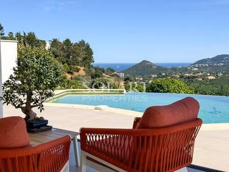 villa de luxe de 4 pièces en location mandelieu  provence-alpes-côte d'azur