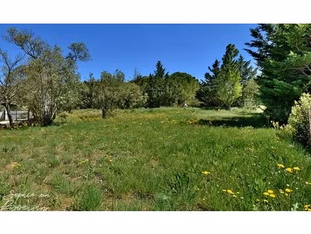 terrain à vendre eguilles (13)  2 800 m2 viabilisé  pour construire 1 à 2 maisons