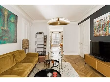 frederic - paris 9 - appartement familial 3 ou 4 chambres