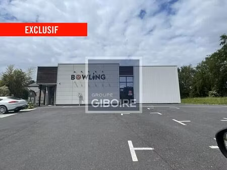 vente commerce fougeres 35300 1200m²