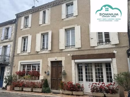 grande maison de ville avec jardin et potentiel d'aménagement