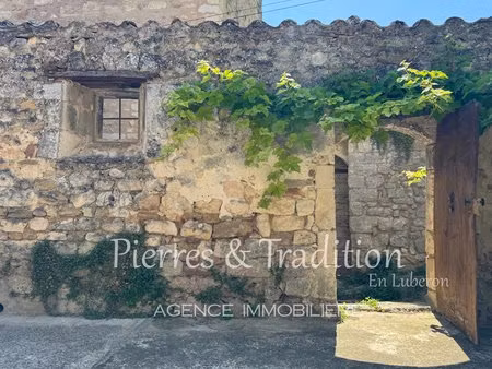 exclusivité - luberon  oppède  authentique maison de village en pierre
