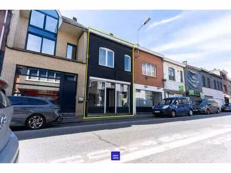 surface commerciale en plein centre-ville avec jardin  idéa