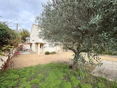 maison 120 m2 avec jardin et cuisine d'été