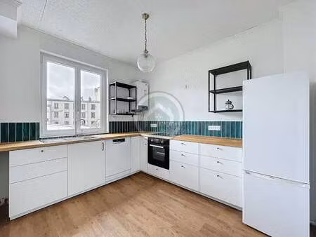 location appartement 3 pièces à brest jaurès (29200) : à louer 3 pièces / 93m² brest jaurè