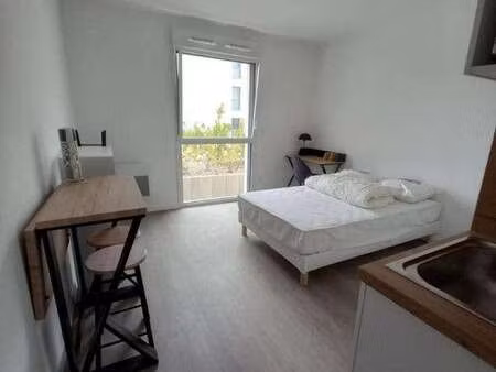 location appartement t1 meublé à la roche-sur-yon (85000) : à louer t1 meublé / 21m² la ro
