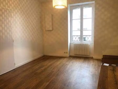 location appartement t1 à vitré (35500) : à louer t1 / 21m² vitré