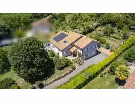 vente maison 5 pièces 162 m² à les côtes-d'arey (38138)  495 000 €