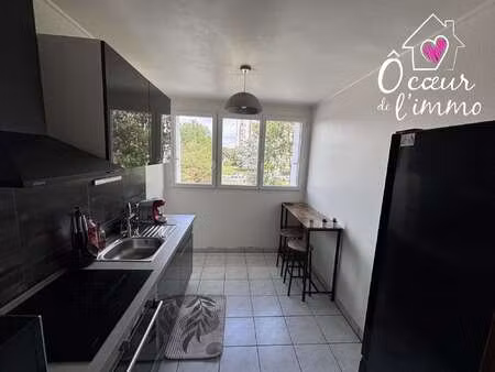 location appartement 5 pièces colocation à cholet (49300) : à louer 5 pièces colocation / 
