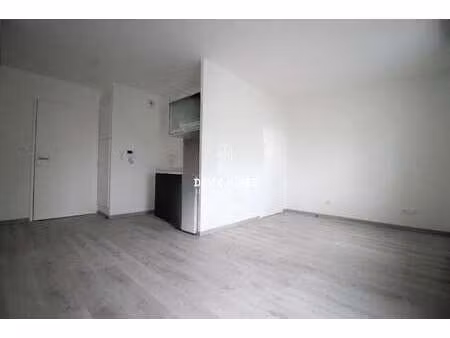 location appartement t1 à saint-sébastien-sur-loire martellière (44230) : à louer t1 / 26m