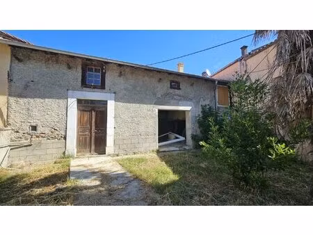 maison 140 m² habitable a renover / terrain clos 657m²