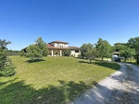 caraman - belle maison familiale en pleine nature