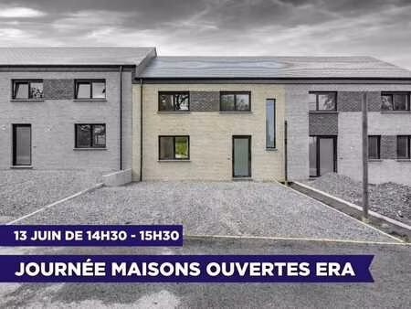 maison neuve avec jardin près du centre de saint-hubert