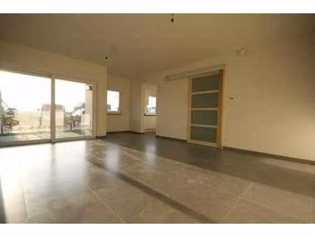 gembloux : appartement 1 chambre au rez-de-chaussée