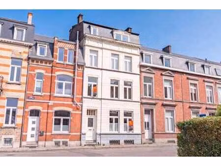 immeuble de rapport avec 3 appartements!