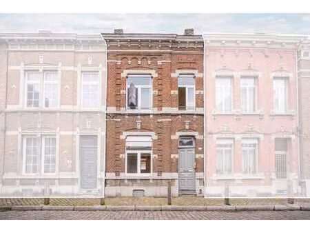 immeuble à appartements ( appart + triplex)