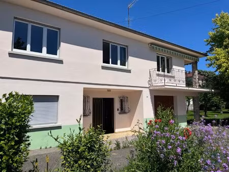 exclusif ! spacieuse maison de 157 m2 sur un grand terrain de 15 90 ares constructibles