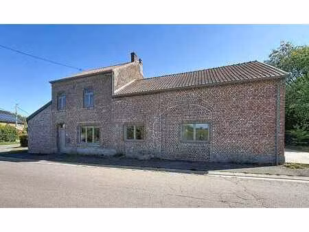 charmante ferme rénovée à braives  3 chambres  183 m²