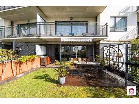 appartement moderne avec jardin à jette