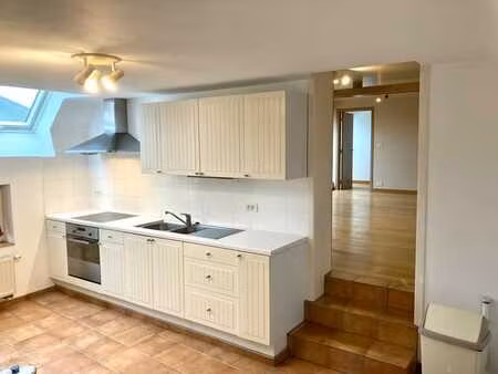 appartement 2 ch. epc b hannut  rue de la sucrerie