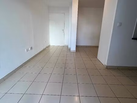location appartement 1 pièce 20m² ste clotilde 97490