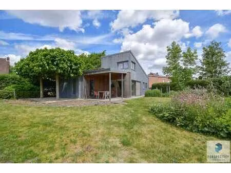 centraal gelegen woning op ruim perceel met verkavelingsp...