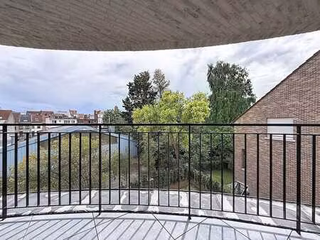 bel appartement 1 ch tout neuf avec terrasse ensoleillée