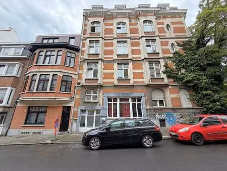 parc duden / bel appartement r-d-c de 55m²  2 ch  terrasse