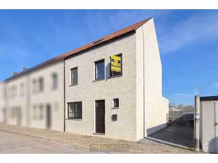 à vendre  maison familiale économe en énergie  bien situé...