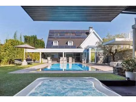 villa rustique exclusive à erembodegem avec wellness privé